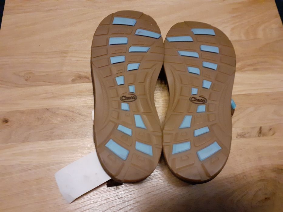 Chaco sandałki dziecięce rozm 35,5 UK 3,5 NOWE