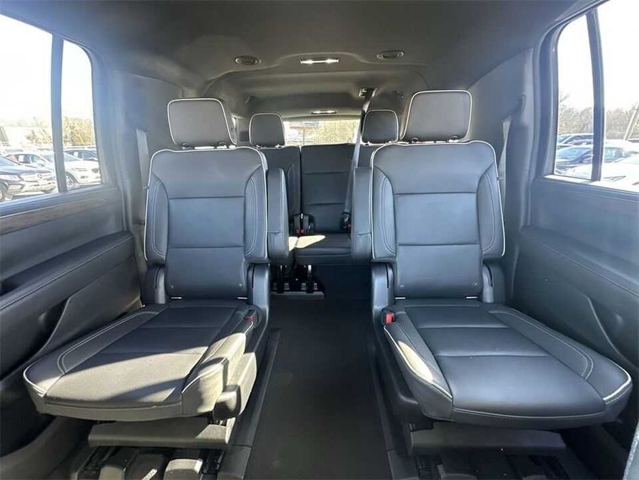 2022 Chevrolet Suburban Premier