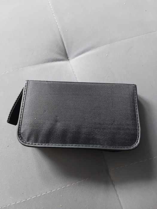 Sprzedam etui na dysk przenośny 2.5'