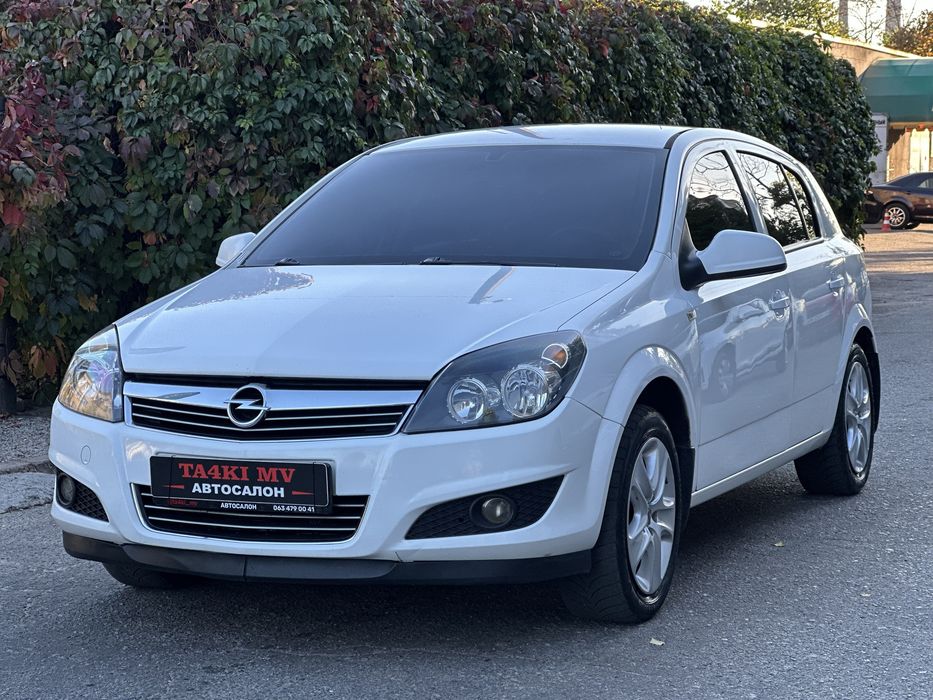 Продам Opel Astra H