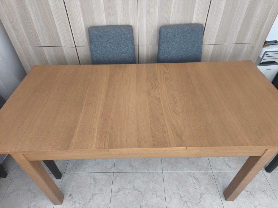 Mesa extensível com 140/300cm em carvalho