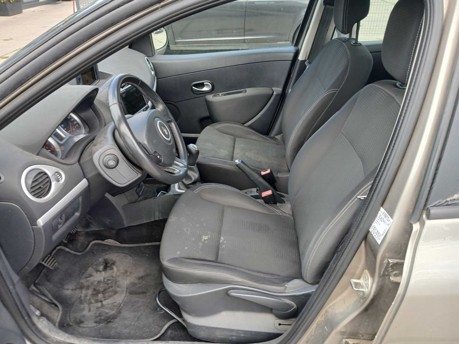 Renault Clio 1,5 diesel, 260 tyś/km