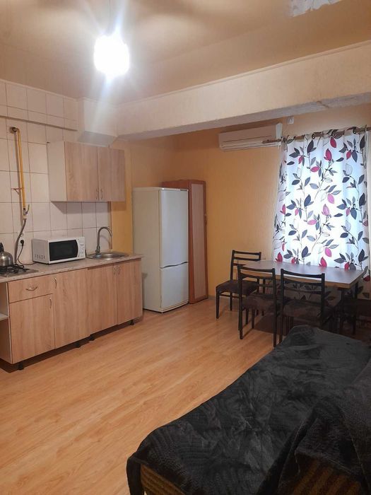Двухкомнатная квартира в центре 820грн., почасово 400 грн.