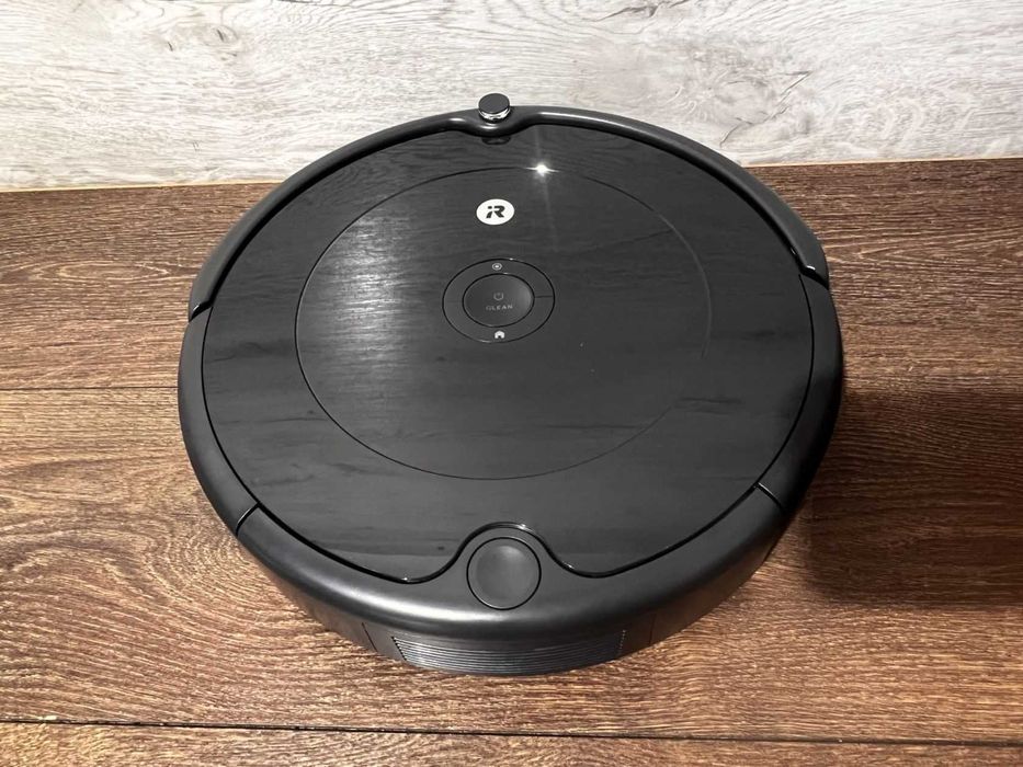 Робот-пилосос iRobot Roomba 692 Wi-Fi