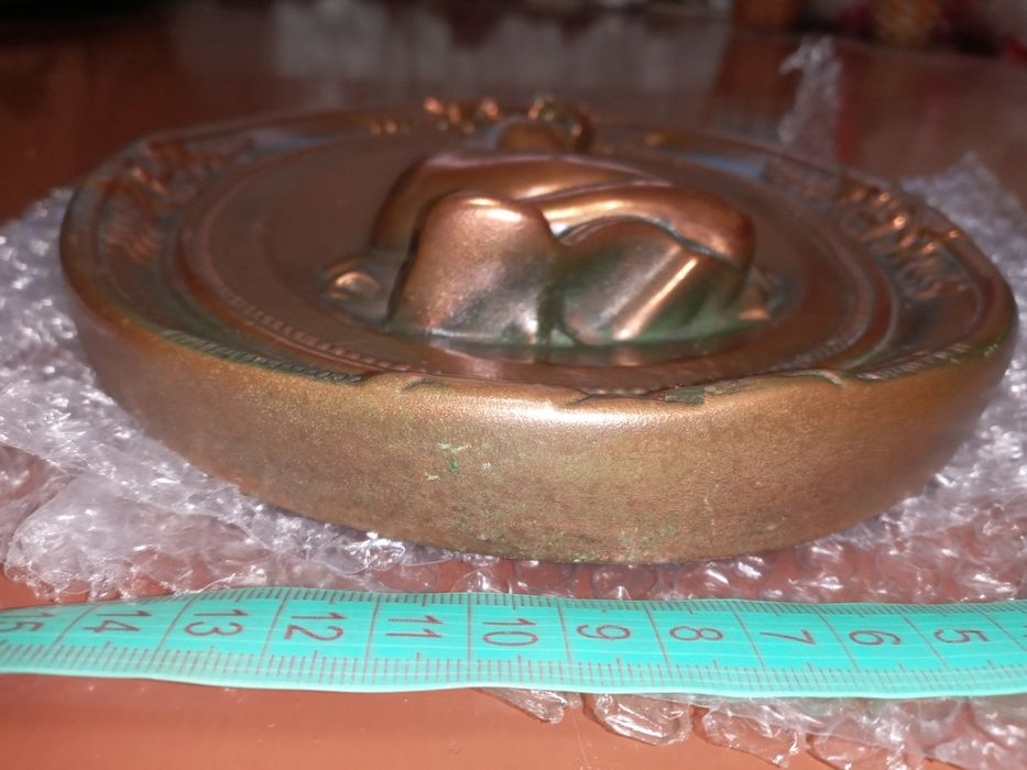 Барельеф гипс на стену