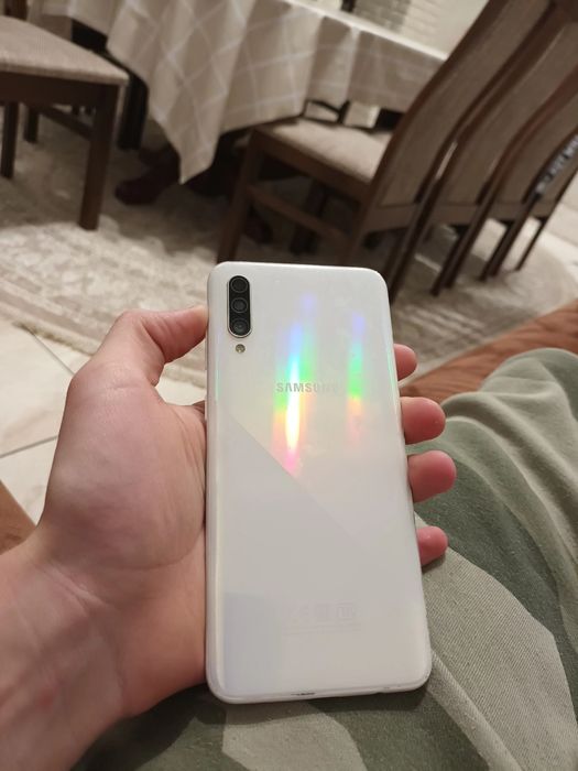 Продам Samsung A30s