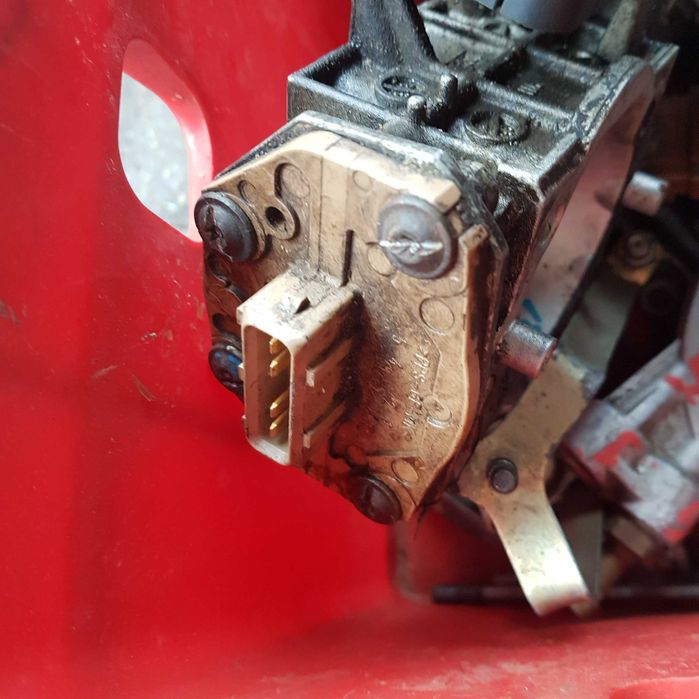 potencjometr wtryskiwacz krokowy polonez uno golf passat b3 audi 80
