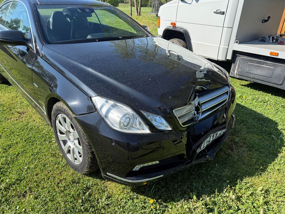 Mercedes-Benz Klasa E W 207 350 CGI  uszkodzony