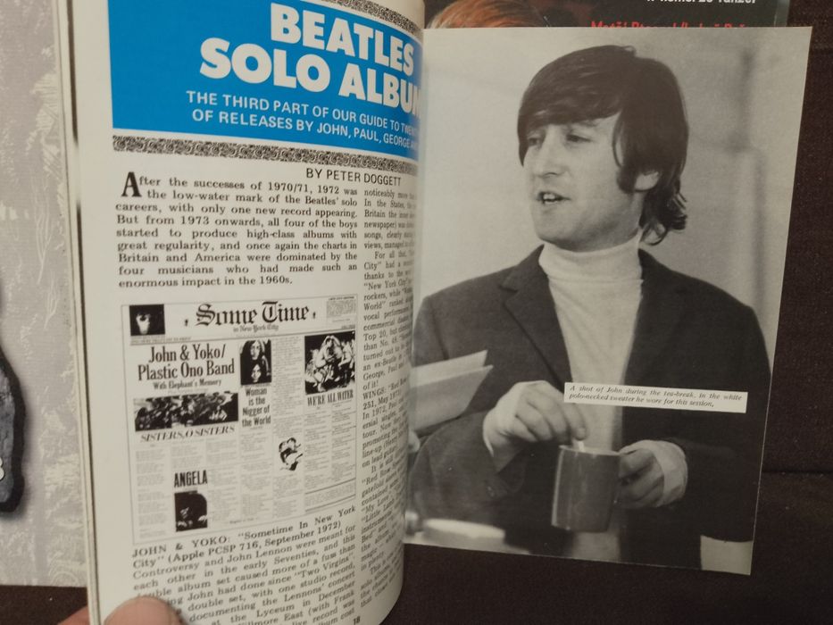 The Beatles Monthly Book nov . 1988.