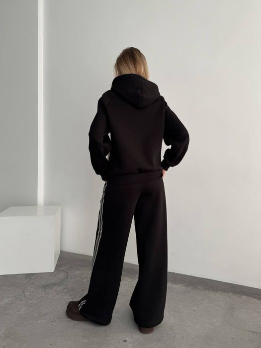 Теплий костюм на флісі новий