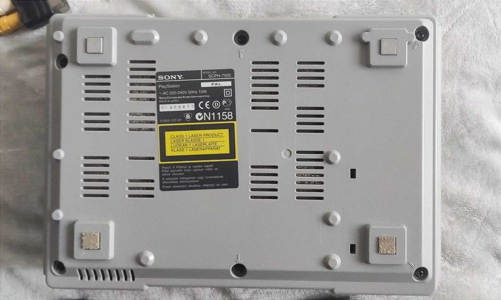 Sony PlayStation 1 + Comando – Excelente Estado