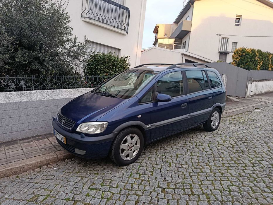 Opel Zafira A 1.6 16V Comfort | 2003 | 7 Lugares