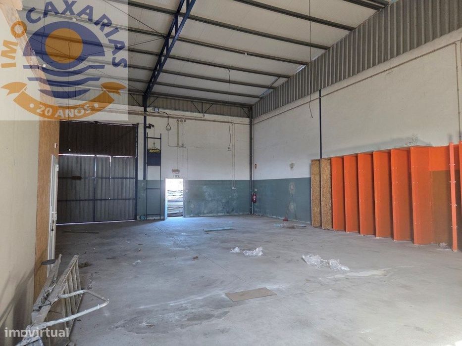 Pavilhão para Arrendamento - Urbanização da Chã

Área útil- 204m2