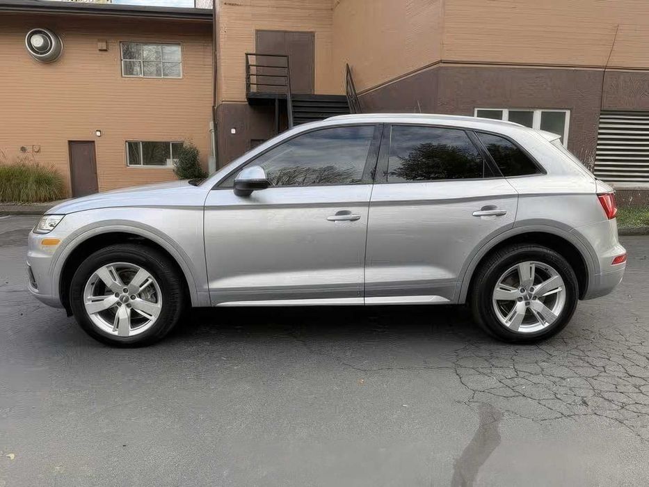 Audi Q5      2018