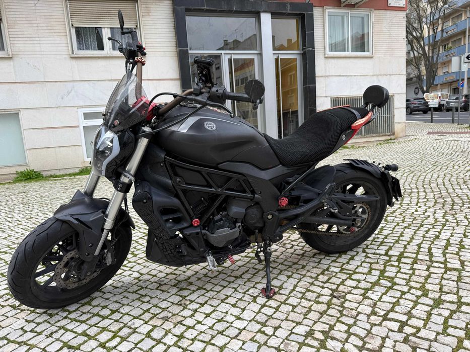 Moto 500 Benelli 500