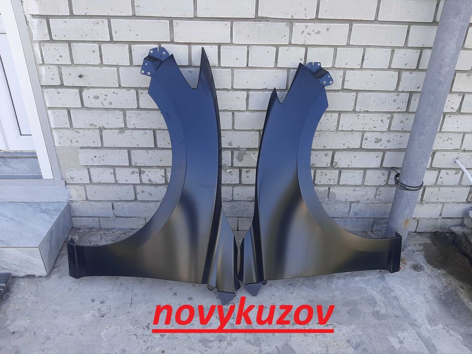 Капот на Mazda 3 Мазда 3 (BK) 04-09 SDN/ HB