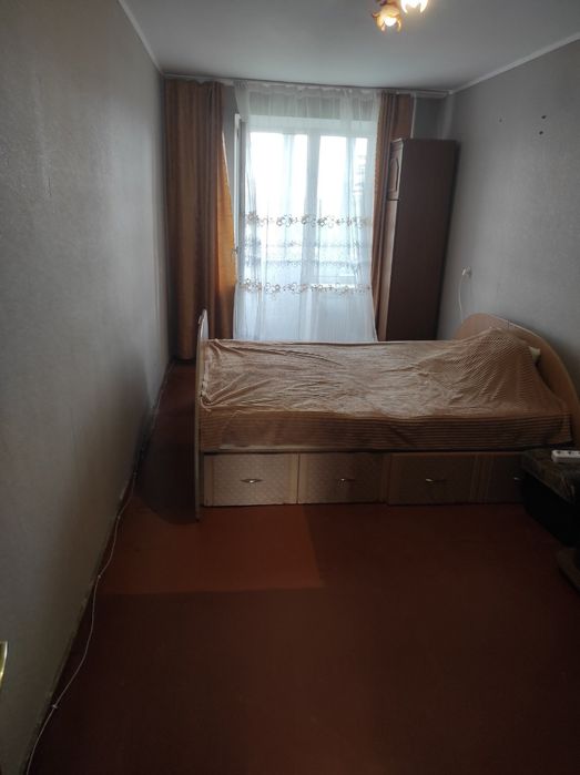 Здам 2 ком квартиру в районній Червоної гори. З А/О.         тячого св