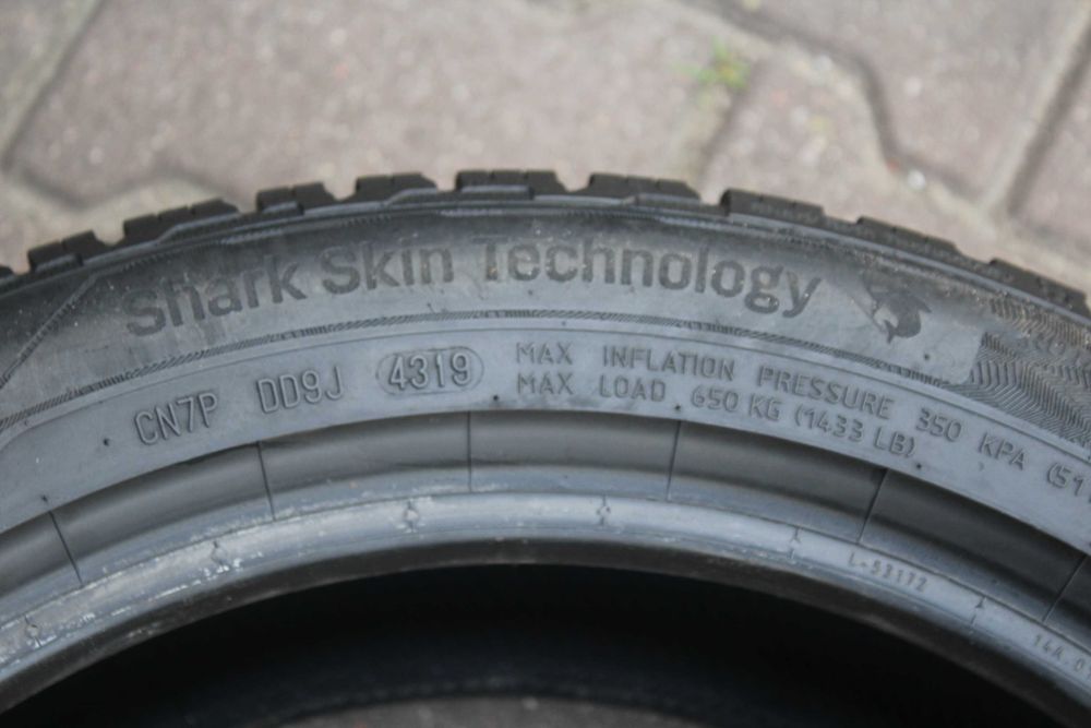 205 50 R17Uniroyal ALL Season Expert 2
