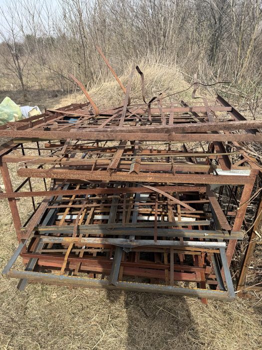 Gruba stal kosze kątowniki