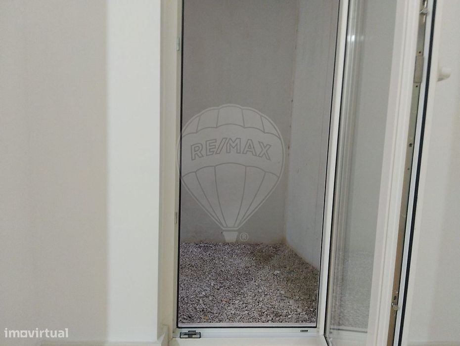 Apartamento T1 para arrendamento