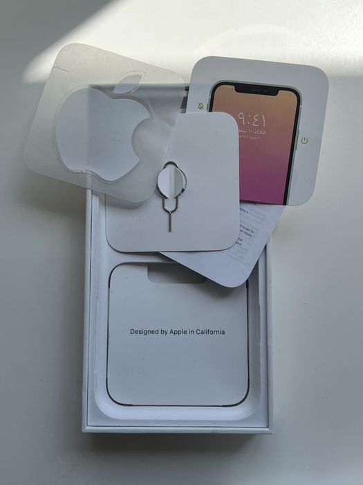 iPhone 11 64GB Preto – Impecável na Caixa – 100% Original (Bateria 83%)- Negociável