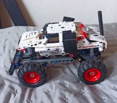 Zestaw lego technic 42150 monster truck