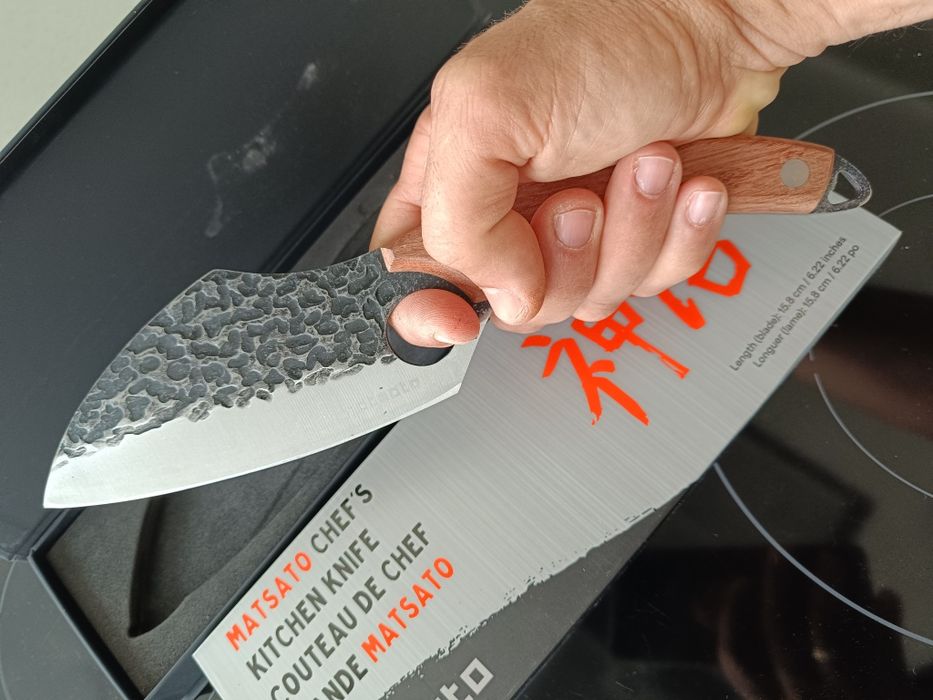 Faca de cozinha japonesa