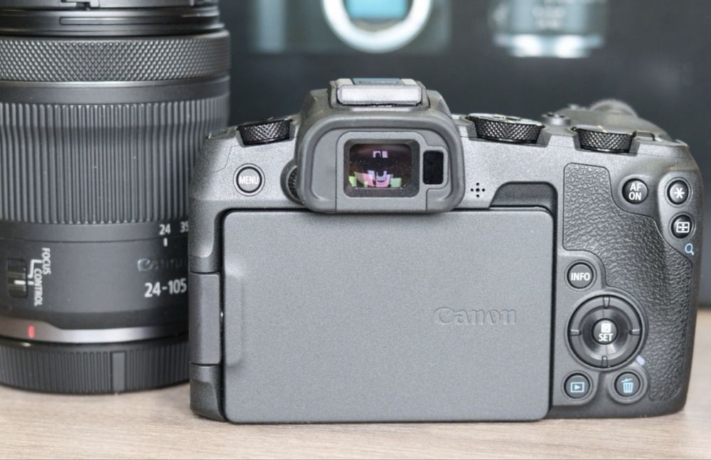 Canon eos rp +  lente rf 24-105mm f/4-7.1 is