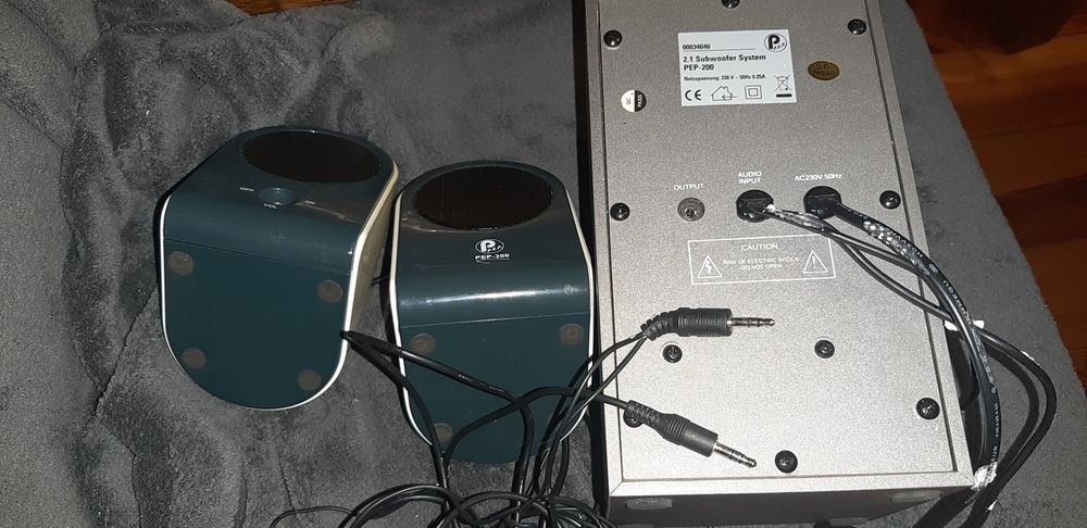 Subwoofer system PEP200 2.1 Zestaw głośników Pulsar 10
