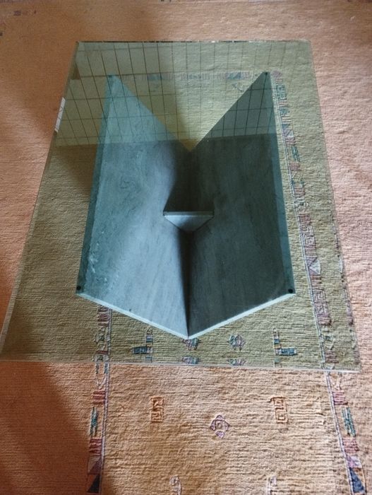 Mesa de sala de centro sala de estar.Em mármore Viana Verde e Vidro  V