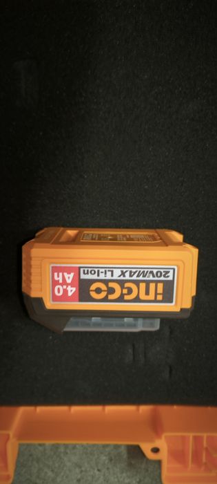 Vendo conjunto de máquinas a bateria.