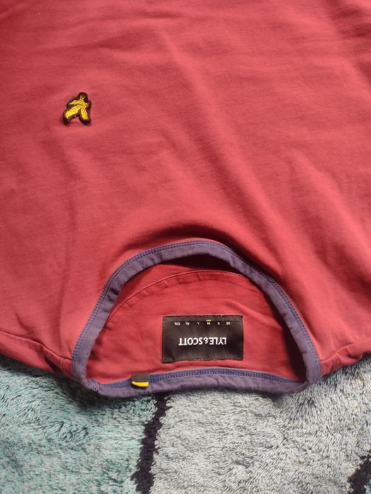 Футболка від lyle scott