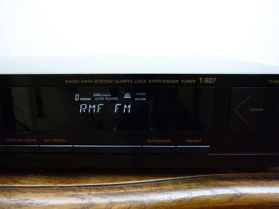 GRUNDIG T-907 Fine Arts tuner Vintage st. BDB Najwyższy Model