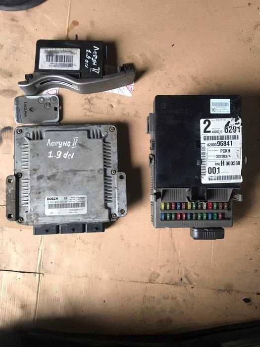 Блок управления двигателя ЭБУ Рено Лагуна2 1,9DCI (комплект)