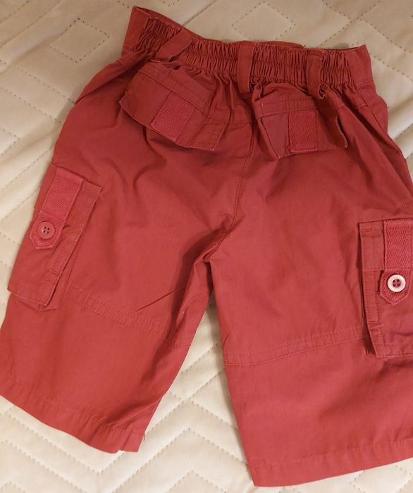 Spodenki czerwone rozmiar 80 0-3 mc mothercare