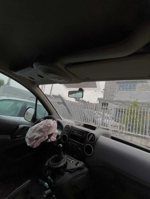 Citroen Berlingo B9 2010 Para peças!