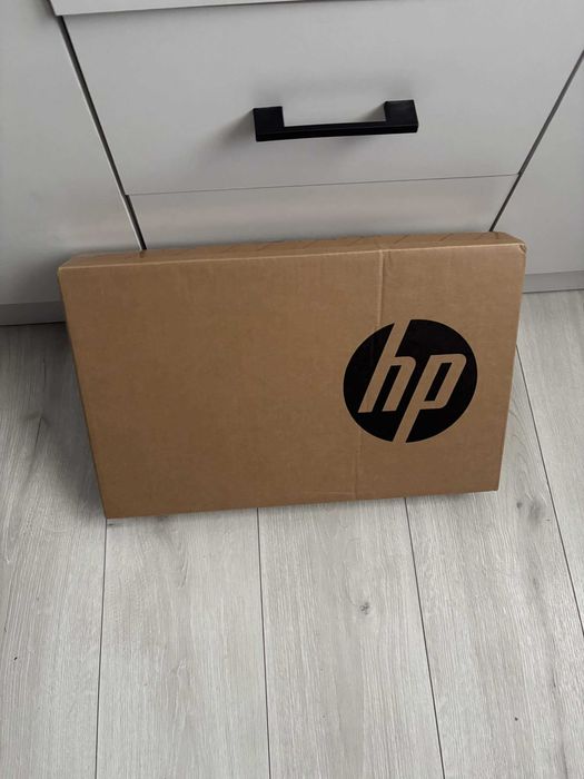 LAPTOP HP 15-fc0056nw