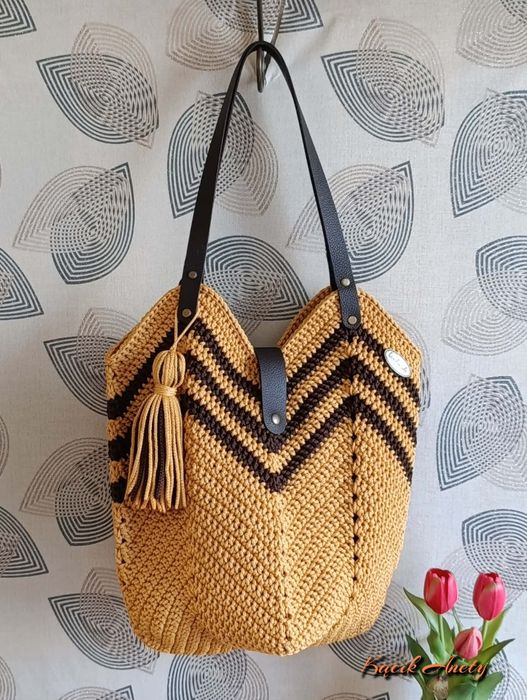 Torebka Tulipan na ramię