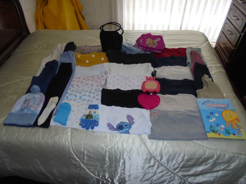 lote de roupa de menina o livro aprende a desenhar
