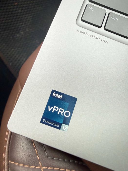 Lenovo ThinkPad Neo14 / i7-13700h ES / RTX 2050 / 16GB / 512GB / 14”2K