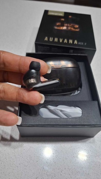 Auscultadores creative aurvana ace 2