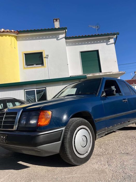 Mercedes-Benz E 250 W124