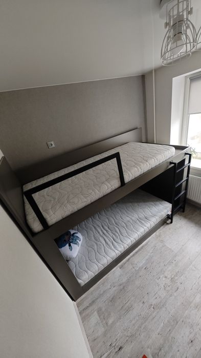 Двухъярусная кровать