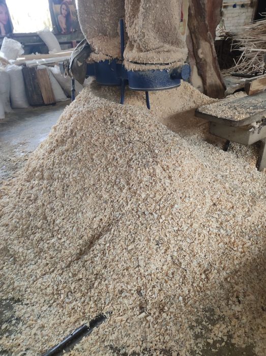 Продам стружку,опилки,тырсу сосновую