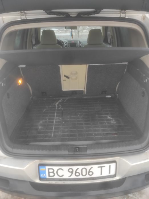 Продам фотльсваген тігуан 2010 року