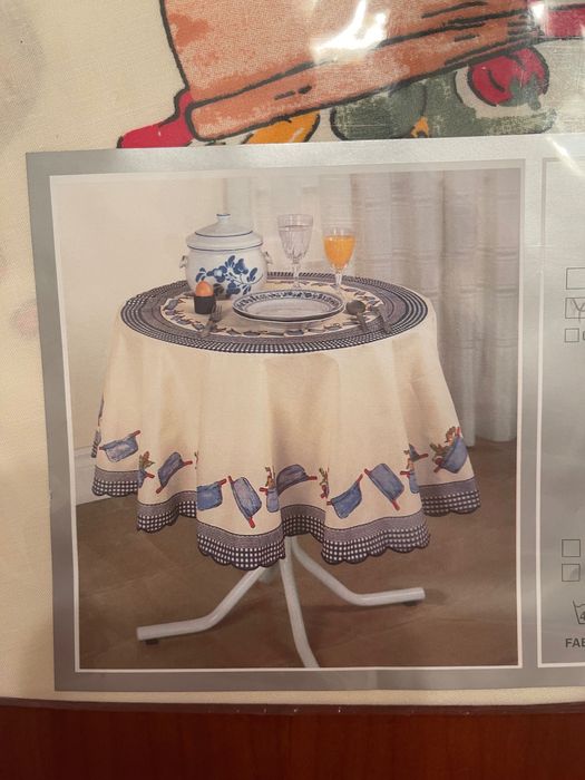 Toalha de mesa redonda com motivos de cozinha