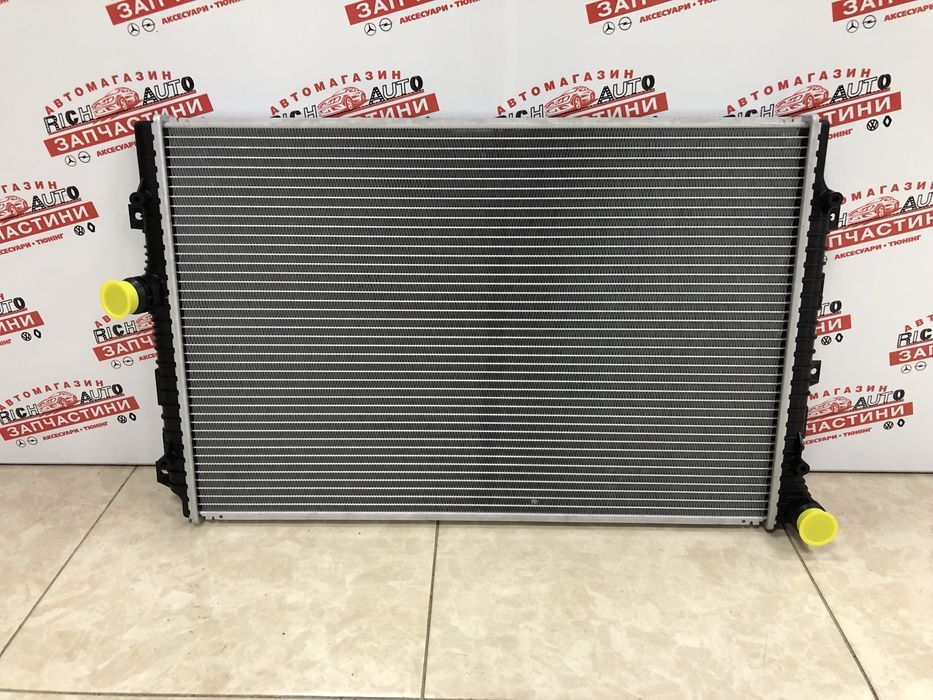 Радіатор основний VW Passat Jetta 1.4 1.8 2.0