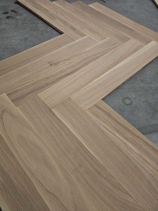 Jodełka klasyczna dąb biały olej 11x70x490 (37 m2)