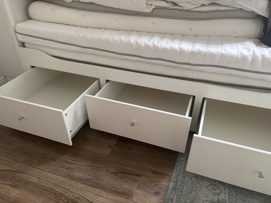 Sprzedam łożko ikea hemes