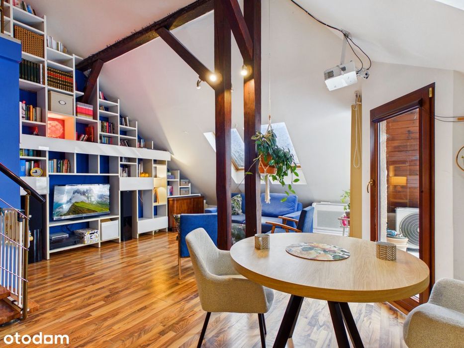 Taras i antresola / 120m2 przestrzeni